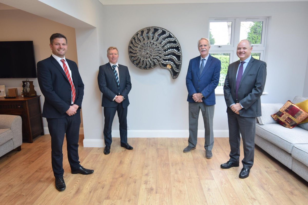 SLMNissan's tweet photo. 🎈 SLM is celebrating the commitment and passion shown by Ian Wakeford over 40 amazing years with the SLM family!

Read more now ➡ https://t.co/g8nScu5l7E https://t.co/ebzEwX1rRy