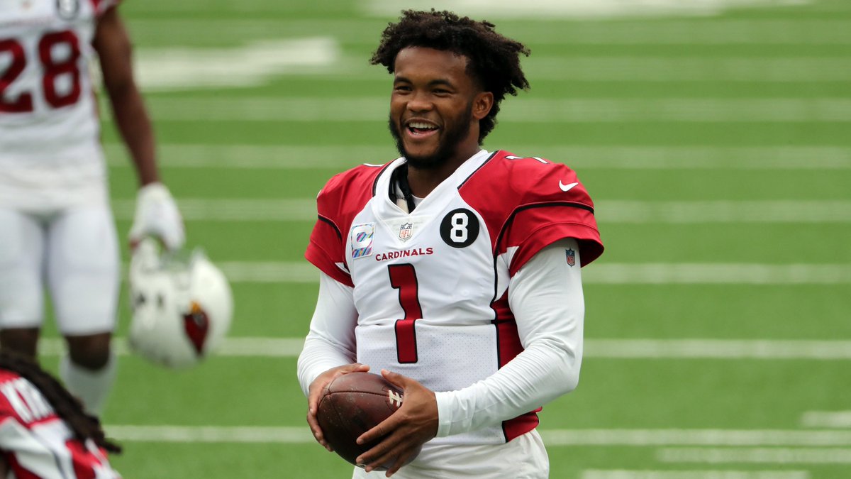 CBSSportsHQ's tweet photo. Players with at least 2,000 pass yards and 500 rush yds through 8 games of a season in NFL history: 

Kyler Murray

NOBODY else. #RedSea https://t.co/DR3Mos9WKq