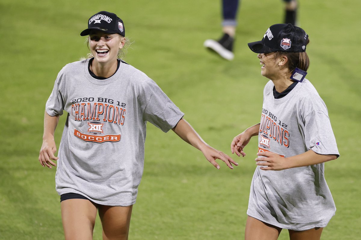 TCUSoccer's tweet photo. Pure Happiness 😁 

#GoFrogs #Big12Champions #MondayMotivation https://t.co/zL1W7JhAgm