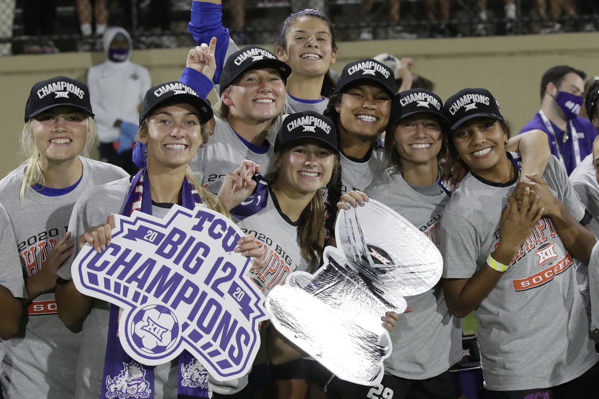 TCUSoccer's tweet photo. Pure Happiness 😁 

#GoFrogs #Big12Champions #MondayMotivation https://t.co/zL1W7JhAgm