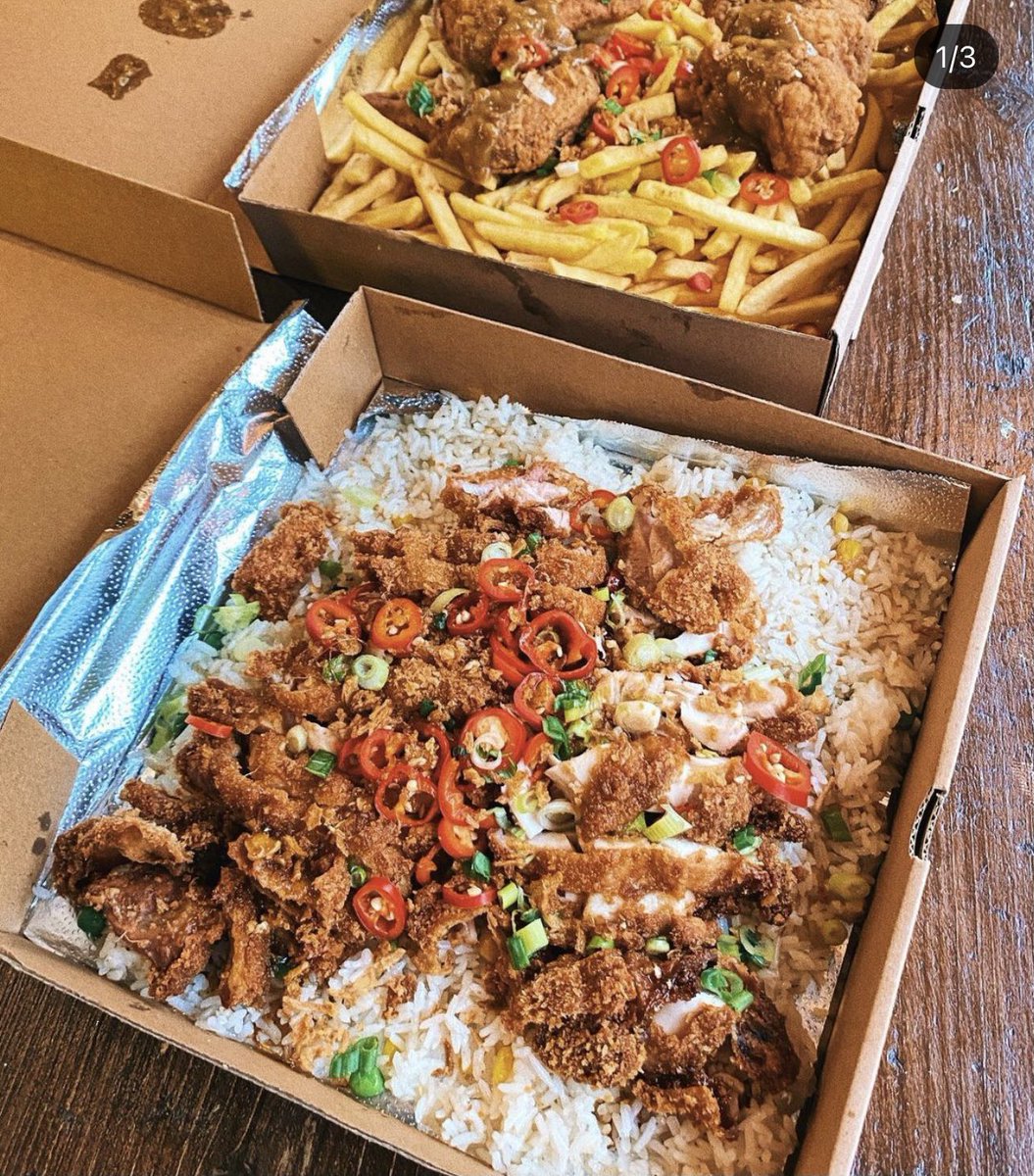 PeckNYard's tweet image. Win win wing 🍗 Are you one of our Chorlton fans? Or know somebody that is? We’re giving away a £50 voucher for a simple RT and follow? No catch, just chicken 🐔