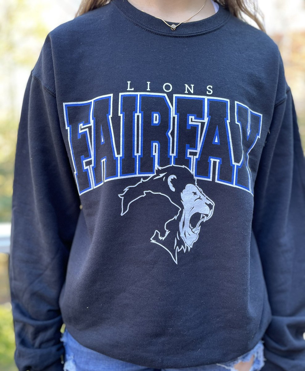 FhsMerch's tweet photo. 🚨🚨New crew neck sweatshirts and hoodies available! 🚨🚨Blue, black, gray and white available in sizes small thru 2XL. Order online and pick up from FHS field house next Monday 11/16 from 3:30pm-5:30pm. https://t.co/CMigIGOX0N https://t.co/Wv4ZlvaviB