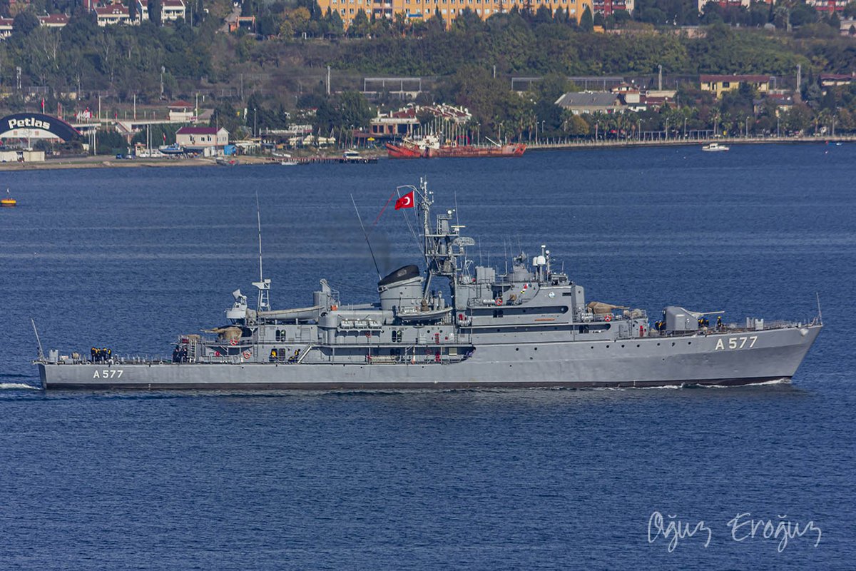 OguzEroguz1's tweet photo. #TurkishNavy 's training ship #A577 #TCGSokulluMehmetPaşa (ex. #GermanNavy's #RheinClass A69 Donau) https://t.co/ITo7gQfxl1