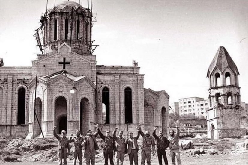 InaKh14's tweet photo. We did it once, we’ll do it again
#RecognizeArtsakh 
#Shushi https://t.co/u4WoiL3n27
