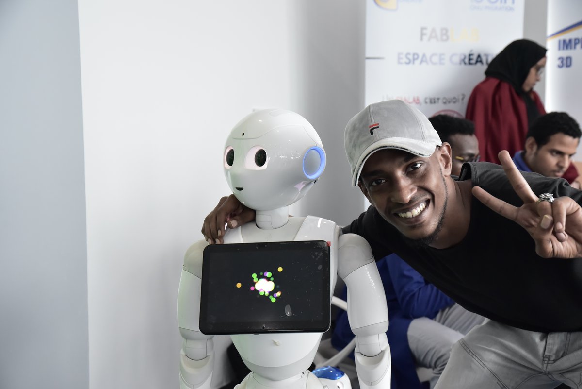 cabinetincom's tweet photo. First day of #AfricanInnovationWeek 2020 at #SalaamCenter

We are proud to support this kind of initiative made by young people for young people.

Let's empower each other to make positive changes 😃

#inCOM #sponsoring #innovation #robot #young #startup #africa #Djibouti https://t.co/pDwiCrTBAN