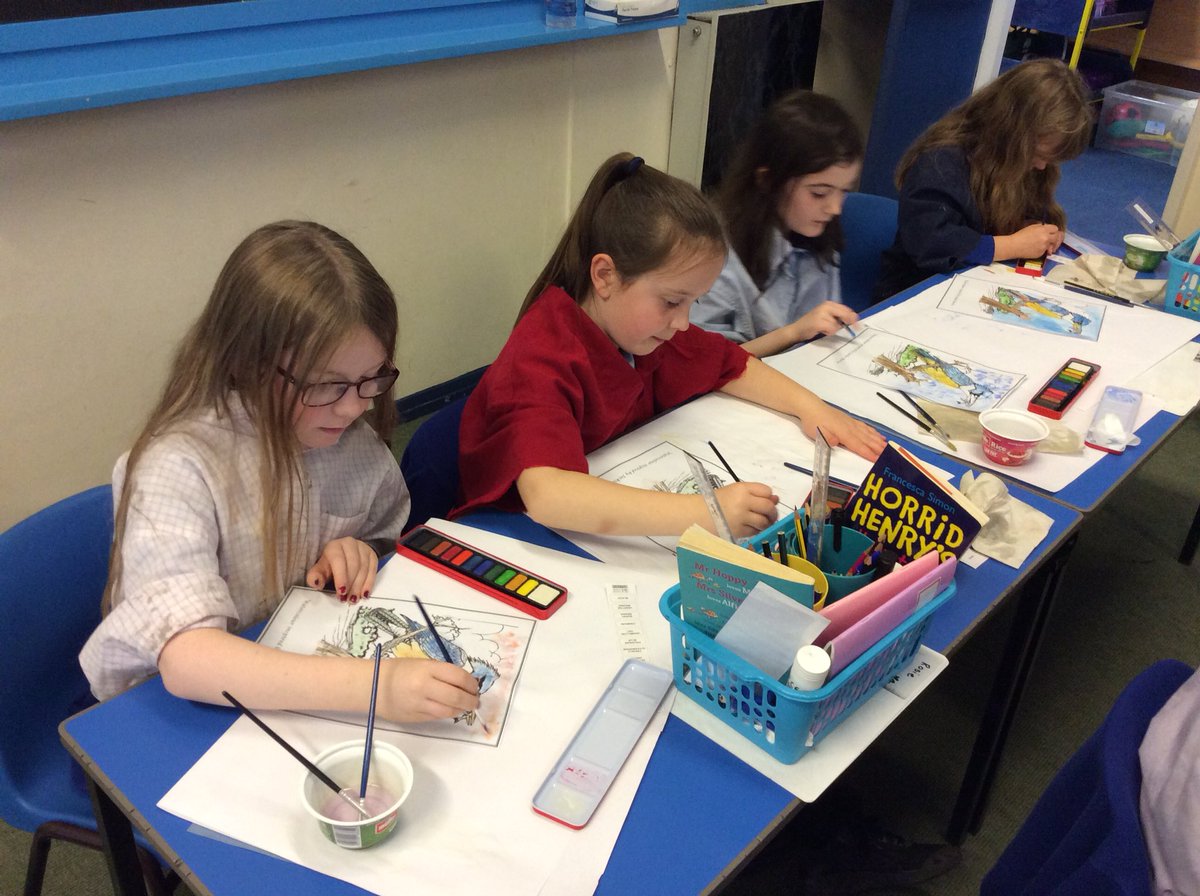 stbedesrcp's tweet photo. Some of the finished watercolours from Year 4 today. https://t.co/sWCvIsp23L