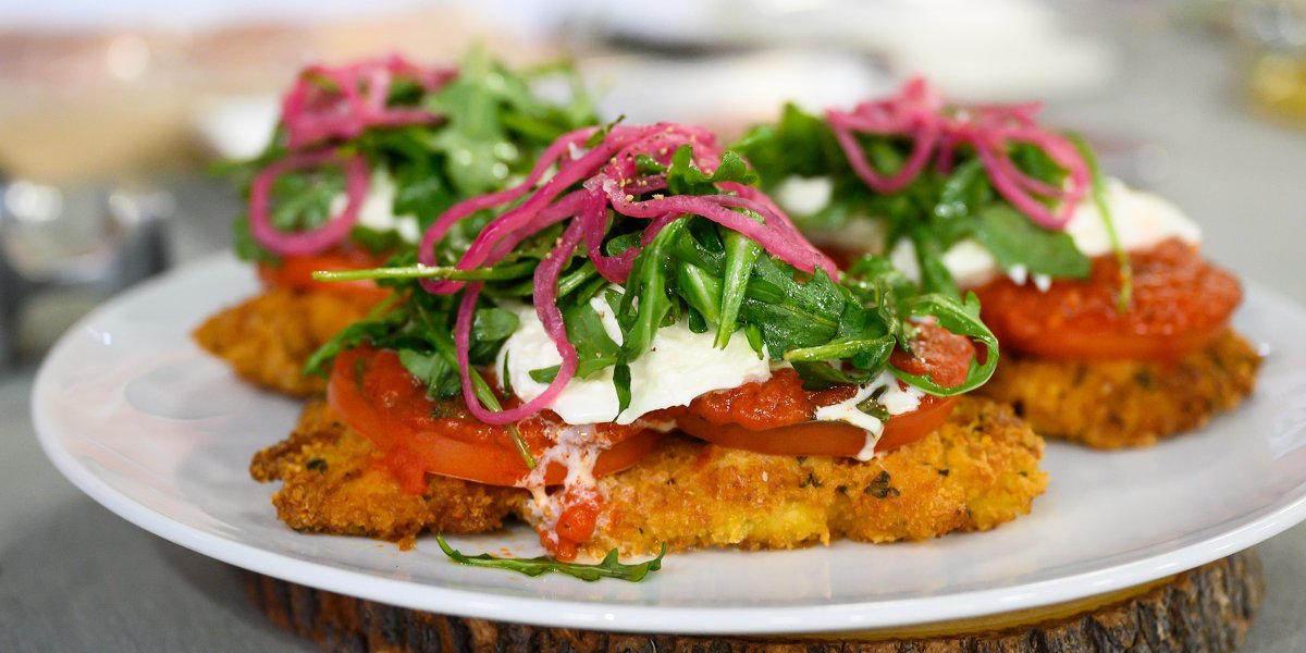 Sunday Monday Tuesday Fall Take Home Meals!  Tonight is Chicken Parmesan with Homemade Pasta and an Arugula salad.  famelia.com to order $49 for two or $89 for a family of four!  Great for lunch tomorrow too.