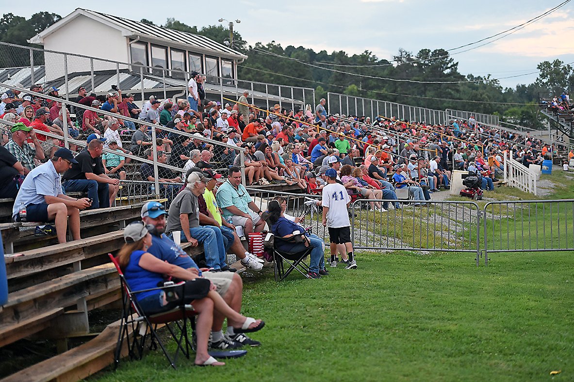 Southern Nationals Series (@sonationals) on Twitter photo <a href="/SchaefferOil/">Schaeffer Oil</a> Fall Nationals Series Headlines Upcoming Gobbler at <a href="/BoydsSpeedway/">Boyd's Speedway</a>
Full Press Release 👉 southernnationalsseries.com/fall_press_110…
📸 Brian McLeod Photo <a href="/SchaefferOil/">Schaeffer Oil</a> Fall Nationals Series Headlines Upcoming Gobbler at <a href="/BoydsSpeedway/">Boyd's Speedway</a>
Full Press Release 👉 southernnationalsseries.com/fall_press_110…
📸 Brian McLeod Photo