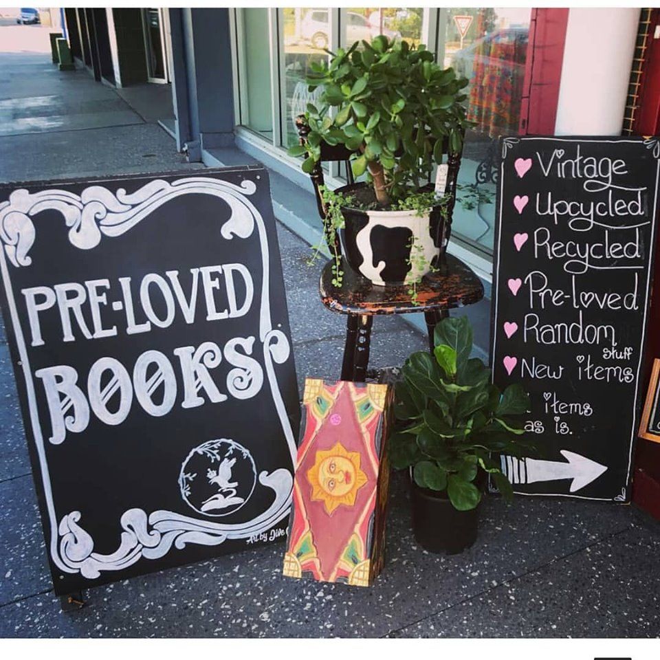 Be proud of your town/city! Give a shout-out to your local library or bookstore!

#amreading #library #bookstore 
<a href="/JMNeyGrimm/">J.M. Ney-Grimm</a>
<a href="/JSFernndezMora1/">J.S. Fernández Morales 🇵🇷</a>
<a href="/garrettjlw/">J.W. Garrett</a>
<a href="/JaceRidley/">Jace Ridley ☕</a>
<a href="/JackMassa2/">Jack Massa</a>