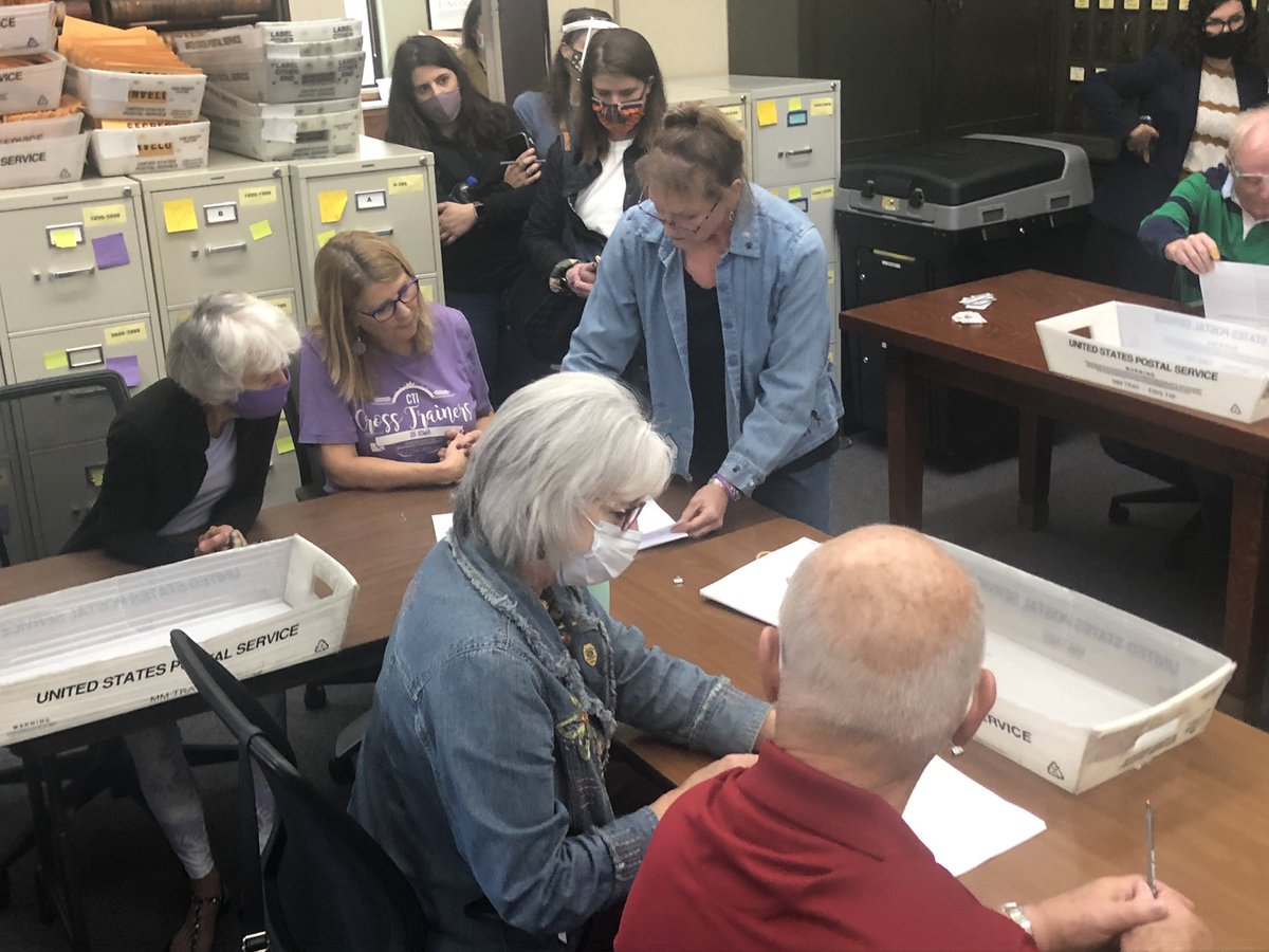 This is closely watched bc it could impact outcome in Iowa’s 2nd congressional district, which is too close to call. Initial preliminary results had Mariannette Miller-Meeks (R) up 282 votes. After error corrected, Rita Hart (D) up 162. After countywide recount, Hart up 163.