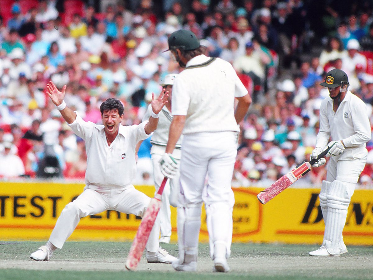  #OnThisDay, 1985, TheGabba, Aus vs NZ, 1st Test of the seriesA true  & NZ hero, Richard Hadlee picks up 9 wkts in Aus' 1st inn. to help NZ win in Aus vs. Aus for the 1st time everBut what happened to the 10th wicket in that inn.? Why couldn't Hadlee do all 10?Thread 
