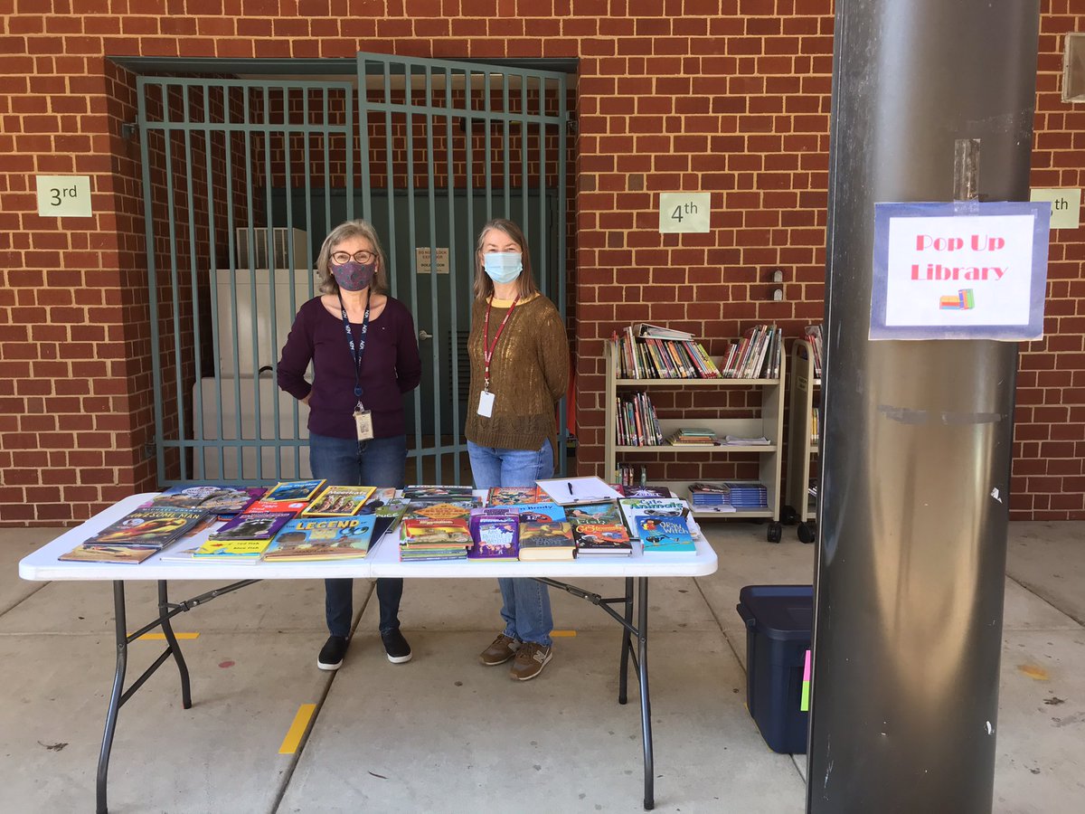 principal_aps's tweet photo. Our pop-up library is very popular @RandolphStars @LibraryRandolph Thanks, Ms. Peabody and Ms. Fleming for your hard work! https://t.co/axlLsT6MRs
