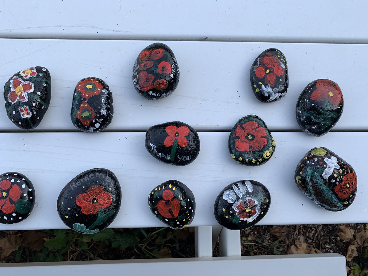 ChampagneMrs's tweet photo. Junior students @HetheringtonPS painted rocks in honour of Remembrance Day.  Today we placed them along the Ganatchio Trail for others to enjoy.  #weremember https://t.co/ZSPZcUg3Wm