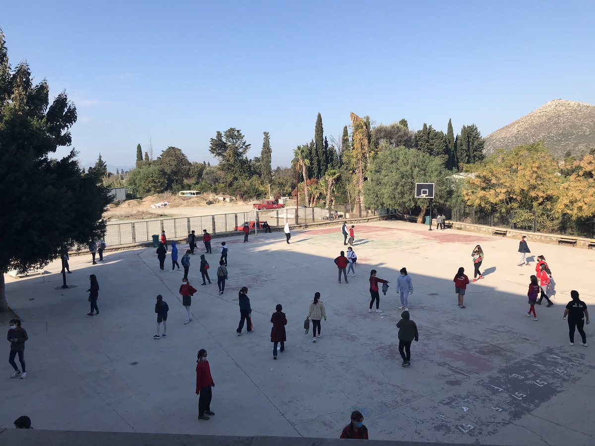 OrtaokuluVedat's tweet photo. Okulumuzda Covid 19 tedbirleri kapsamında, bugün tüm sınıf seviyelerinde 1. Yazılı sınavlar yapılmaya başlandı. Sınava giren tüm öğrencilerimize Başarılar Dileriz. @aslankorkmazmeb @MesutTOPALOLU @FerhatTutucu https://t.co/cEgmrYH8ic