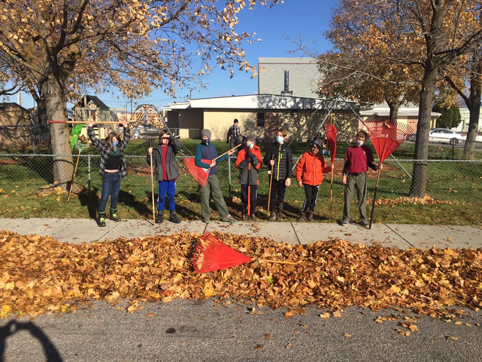 MontanaCouncil's tweet image. Doing a #GoodTurnDaily. Scouts of Troop 1911, Missoula, recently helped clean up the grounds of their charter organization, First Christian Church. Nine Scouts spent an hour-and-a-half raking and prepping for winter. Great job guys! #ScoutsBSA #MontanaCouncil