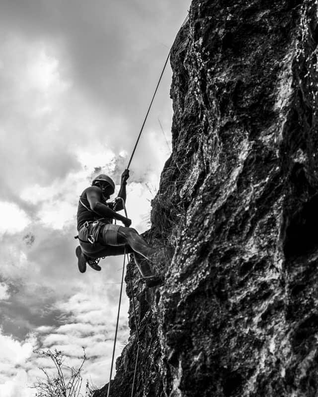 __Get a climbing experience in Rwanda with @pax_ventures__ BOOK YOUR SPOT NOW.....
.
Climber: @pax_nshuti 
Picture by: @liliane_visuals 
.
.#climbing_lovers  #Photography #photooftheday #climbingphotography #visitrwanda #climbinginrwanda #outdooradventures #lilianevisuals