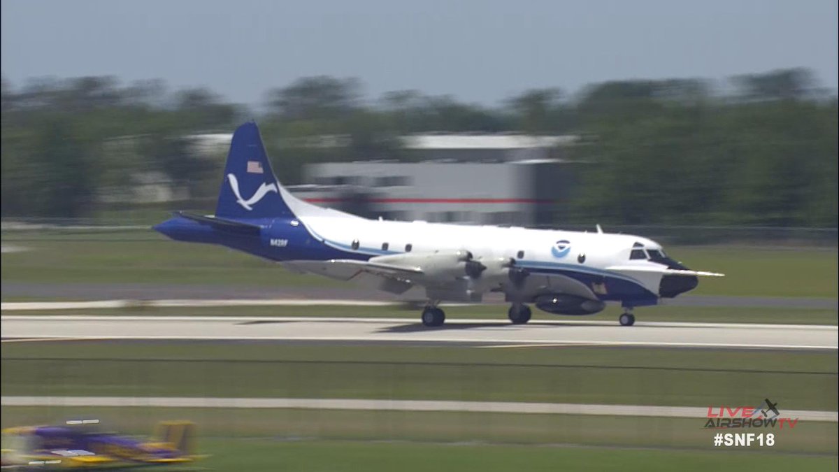 LiveAirShowTV's tweet photo. The @NOAA Hurricane Hunter P3 Orion continues a busy year with #Hurricane #Eta Here's the P3 landing at @SunnFunFlyIn '19! @icas_hq @FlyLakeland @FlyingMagazine @We_love_aero @AirshowStuff #airshow #sunnfun #snf19 #aviation https://t.co/wryaxd24X7