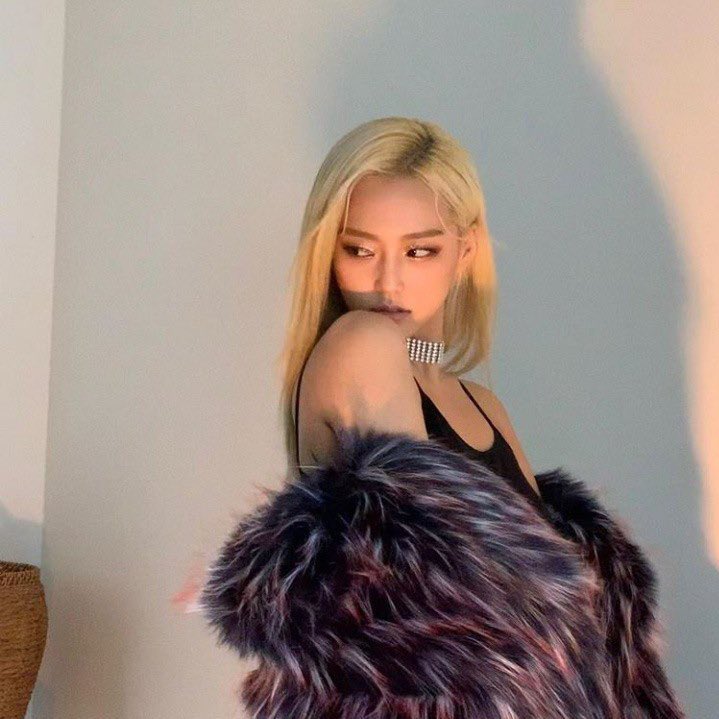 forjyeeun's tweet photo. YOU have a crush on jang yeeun https://t.co/neHGlg7HR5