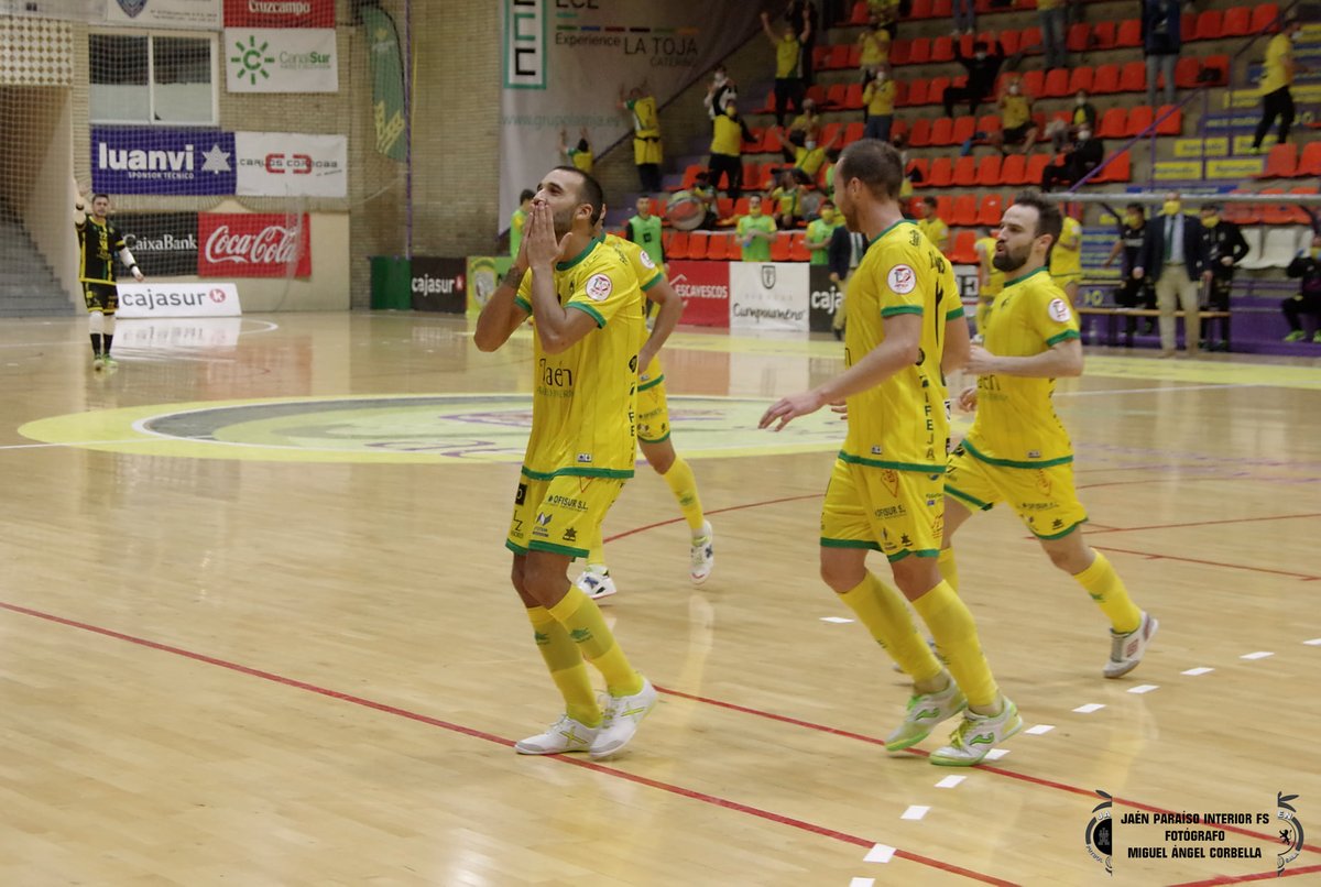 FSWeb ® tweet media