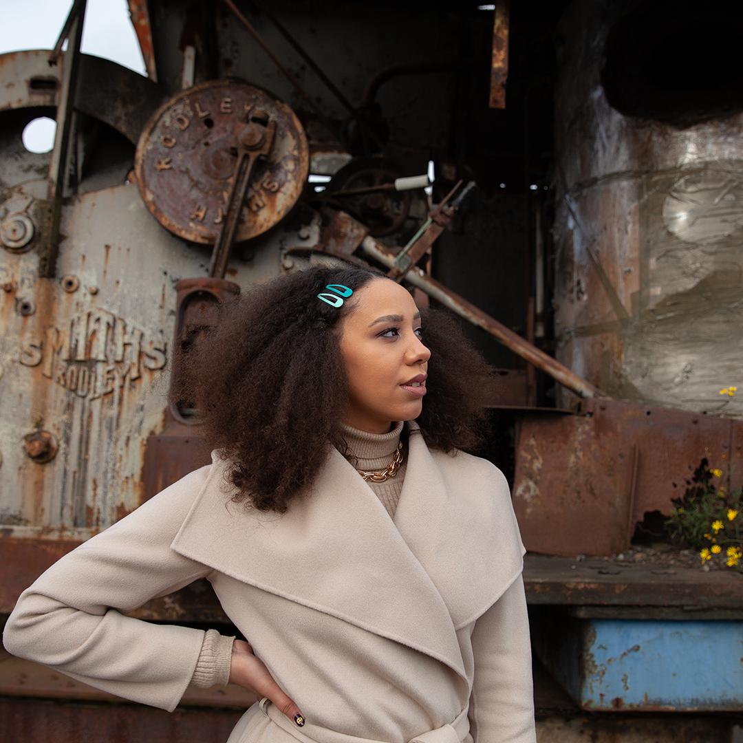 flannelsfashion's tweet photo. ‘There’s a lot of love in the city.’ Take a walk around Belfast with @gemmabradleymusic and @mackage in the latest instalment of #atFLANNELS: https://t.co/uCLYUrsyAR
#FLANNELS #FLANNELSwoman #Belfast #Fashion #Style https://t.co/Hl3myWzOfg