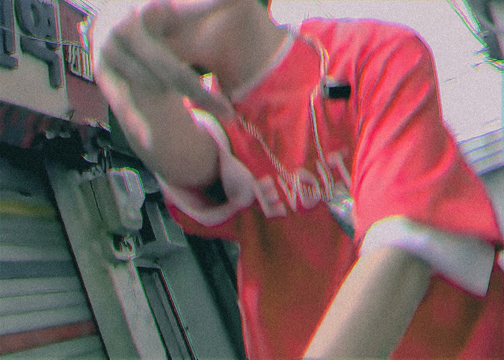 디홉 tweet media