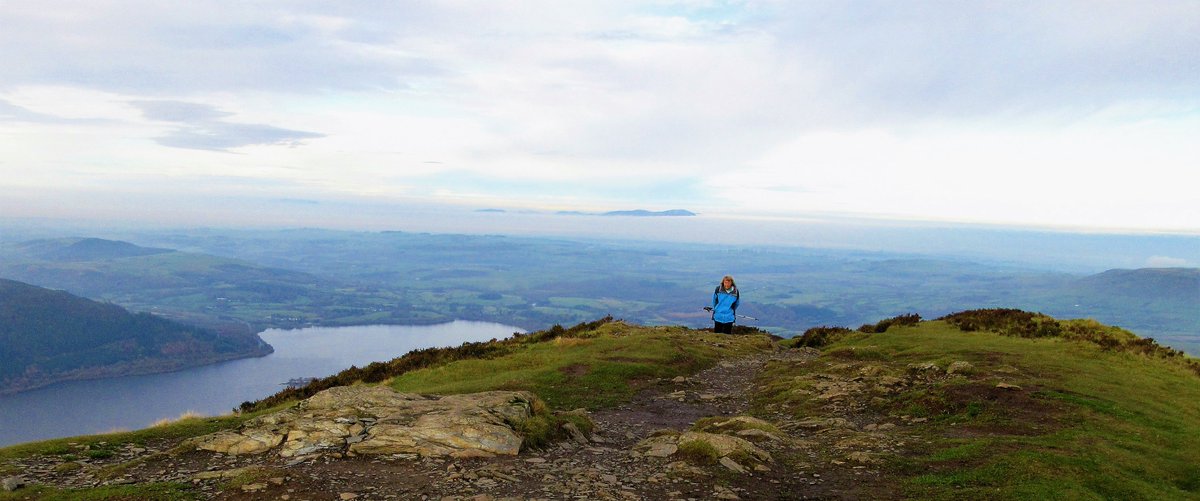 StanLeigh18's tweet photo. Today's walk #UllockPike #LongSide #CarlSide from #Ravenstone
- Approaching Ullock Pike summit
- #Dodd & #Derwentwater
- Long Side summit
- #Derwentwater #Newlands #Coledale
with #Criffel in Dumfries & Galloway appearing as an island in the mist in images 1&3 https://t.co/jRwrsvxkLP