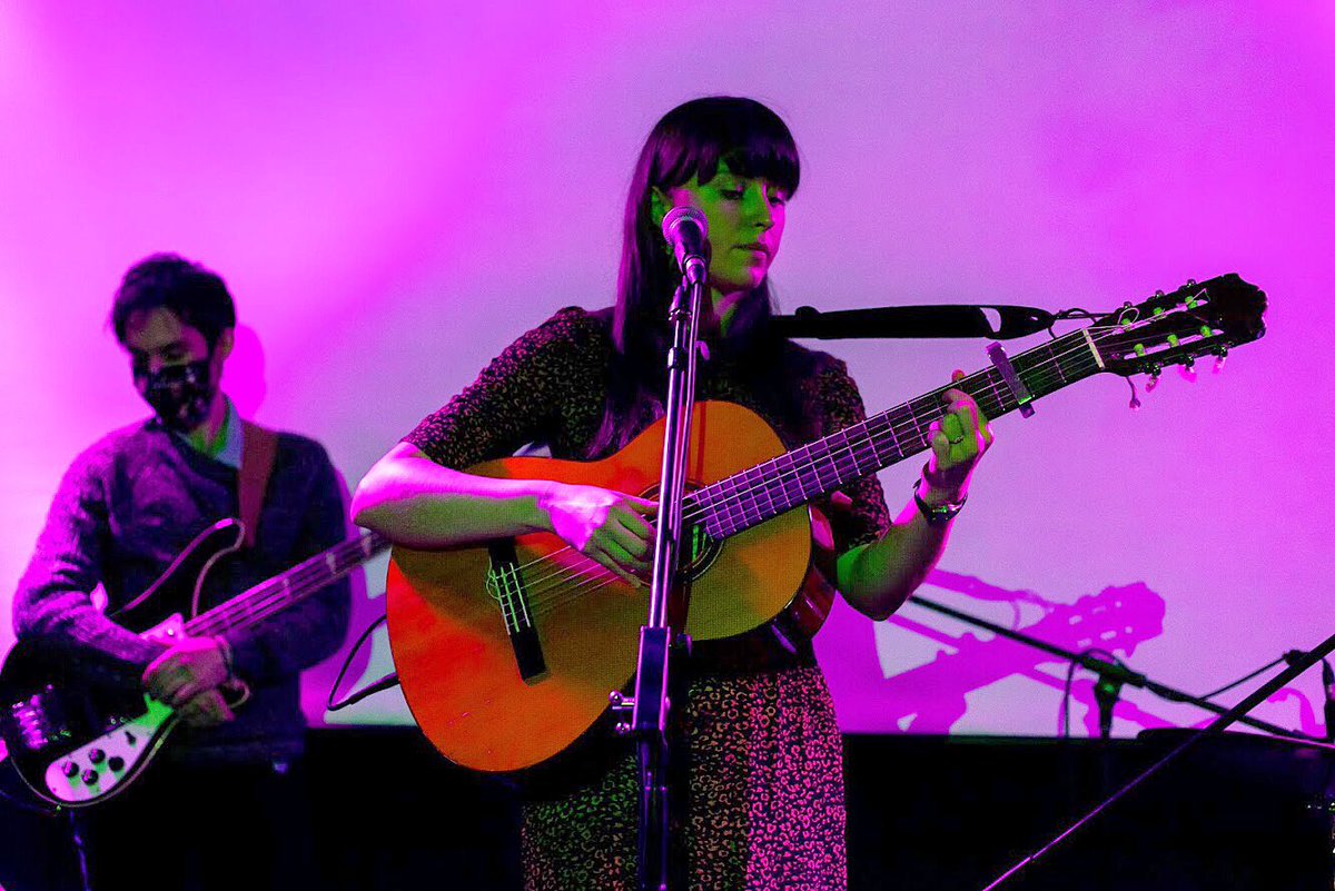 grid_turn_photo's tweet photo. Pics from Bands, Space, Carlton Place gig last week. Featuring @BustyMinefield, Ruben Sheridan on 🥁 & @keelinmusic with @corina_bibere on visuals. It was emotional hearing & capturing live music again 🥺 thanks @Shunyasound & @CarltonClubInfo for making it happen 💜 https://t.co/F7CG0Max8E