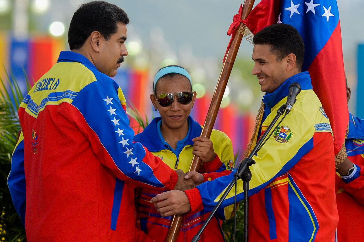 RogelioEnrique's tweet photo. @rubenoszki Recuerda el porqué de esa situación. Rubén Limardo, electo diputado del chavismo (Psuv) en 2015, después de la matanza de 2013 y 2014 por parte del régimen. ¿No sabía o ahora se hace el pendejo? Suerte tienes tú que haces Uber en Polonia y no caminas hambriento por Suramérica https://t.co/Ezs806AWkd