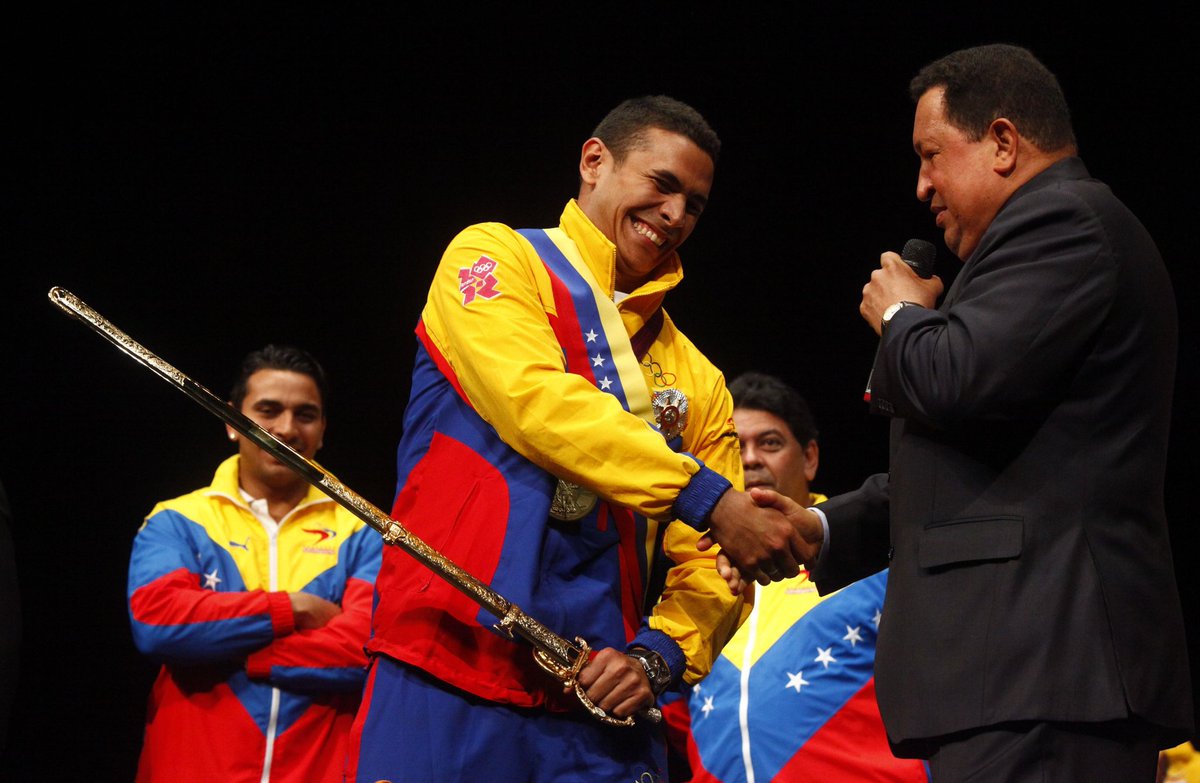 RogelioEnrique's tweet photo. @rubenoszki Recuerda el porqué de esa situación. Rubén Limardo, electo diputado del chavismo (Psuv) en 2015, después de la matanza de 2013 y 2014 por parte del régimen. ¿No sabía o ahora se hace el pendejo? Suerte tienes tú que haces Uber en Polonia y no caminas hambriento por Suramérica https://t.co/Ezs806AWkd