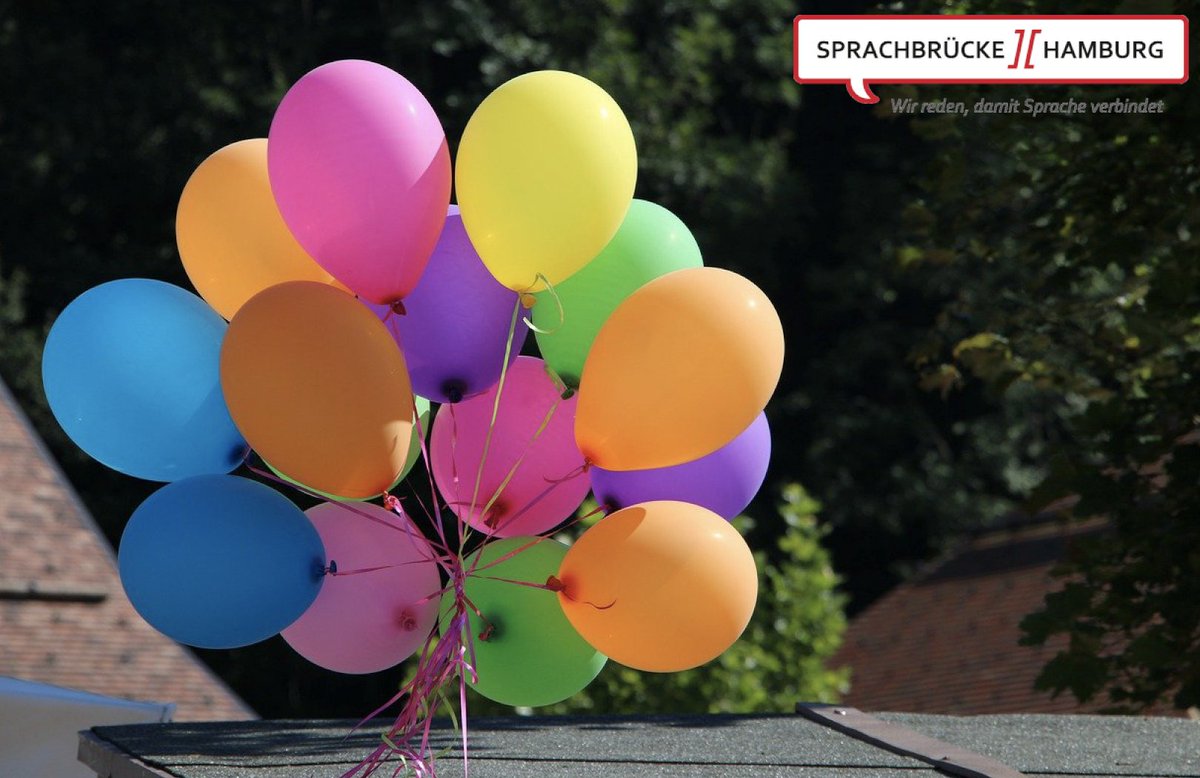 SprachbrueckeHH's tweet photo. 🎉 Über 1.500 #Menschen, die unsere Facebook-Seite abonniert haben🥳 Wir freuen uns, dass unsere #Sprachbrücke-Hamburg e.V. Community sowohl online als auch offline kontinuierlich wächst! Ein riesengroßes #Dankeschön 😀🙏 #sprachbrückeHH #spracheverbindet https://t.co/7c2SN2Z3OJ