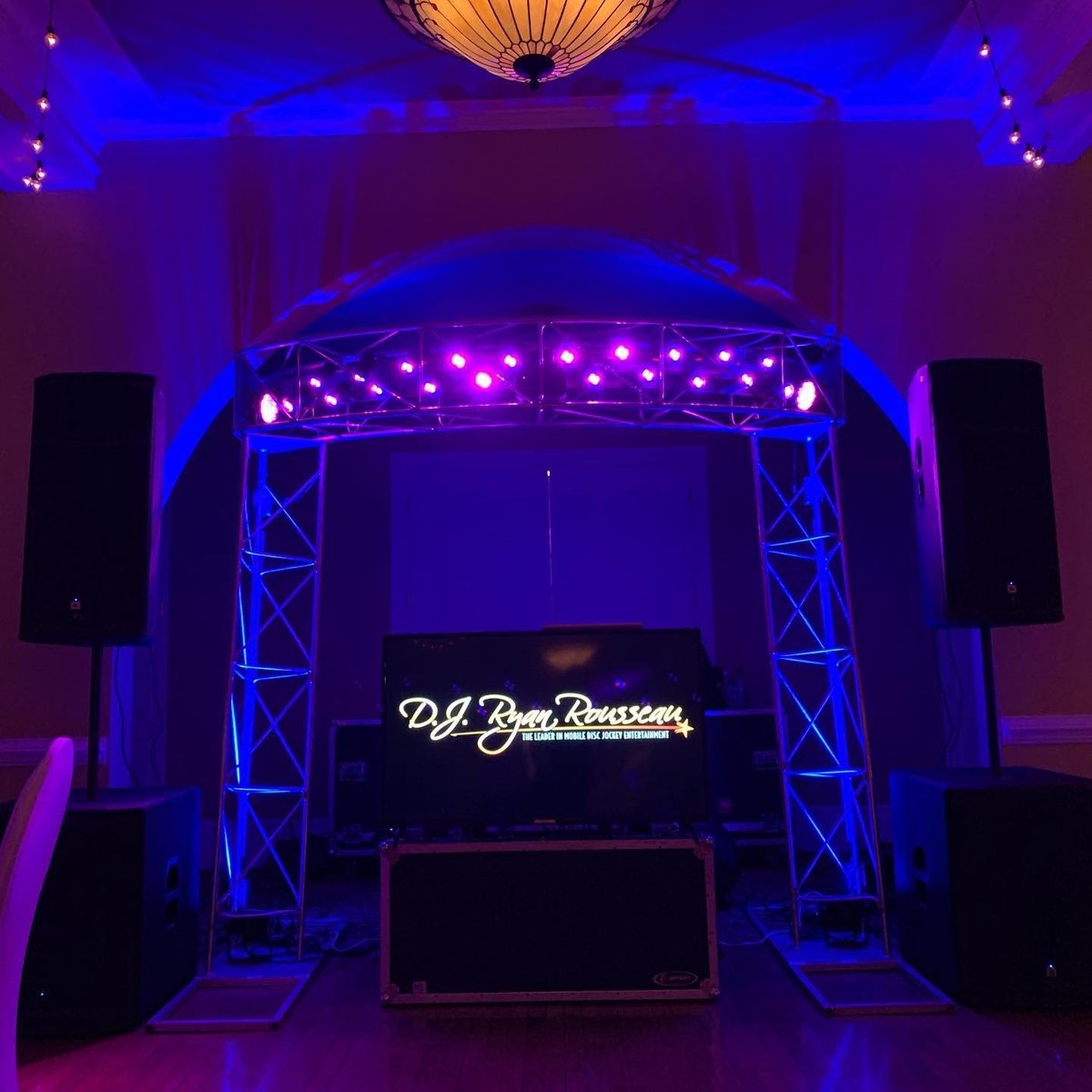 TheJBLpro's tweet photo. As seen on @MTV and @ABCNetwork, @djryanrousseau shared how he's been powering smaller weddings and events with legendary #JBLPro sound using #PRX735 loudspeakers and #PRX718XLF subwoofers. Thank you for sharing! Keep tagging us for a chance to have your setup featured! https://t.co/LbmeAaFIs0