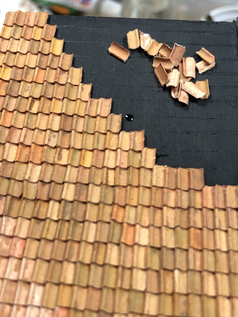 Geomeier's tweet photo. Dachziegel, Stück für Stück nur Dachziegel................. https://t.co/6OoNqtLIJe