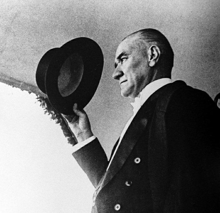 qmagic's tweet photo. #Atamİzindeyiz

Our great leader Mustafa Kemal Atatürk.

With all our respect. https://t.co/LPaoxZyVVR