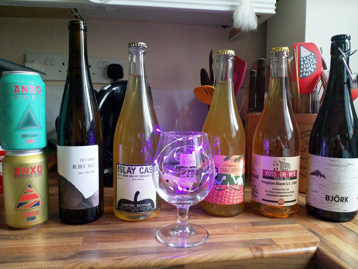 7th <a href="/salfordbeerfest/">Independent Salford Beer Festival 💙</a> has some of the very best ciders I've ever seen in one box <a href="/restalkcider/">restalk</a>, <a href="/pomologik/">Johan Sjöstedt</a>, <a href="/LittlePomona/">Little Pomona Cider</a>, <a href="/RossCider/">Ross Cider</a>, <a href="/evescidery/">Eve's Cidery</a> &amp; <a href="/ANXOcider/">ANXO</a>  Thank you to all involved with this awesome charity event (with tunes!) #VISBF
