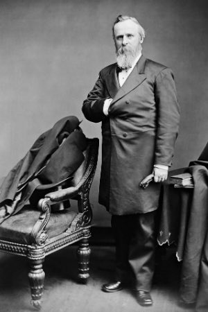 Rutherford B. Hayes owned the 1st Siamese cat to reach the United States. Her name was Siam. She was allowed to roam the White House, where she loved to stage “grand entrances” when guests were being entertained. (Perhaps, President Hayes is hiding a lil kitten in his coat here!)