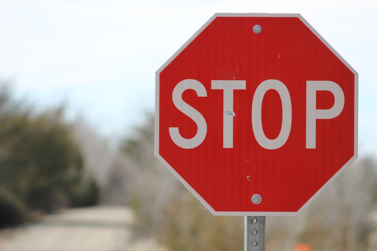 RedbudTrail's tweet photo. A reminder that parts of the Redbud Trail intersect with roads. Watch out for stop signs alerting you to the intersections. Be vigilant of your surroundings. https://t.co/vJKH1uuPtw