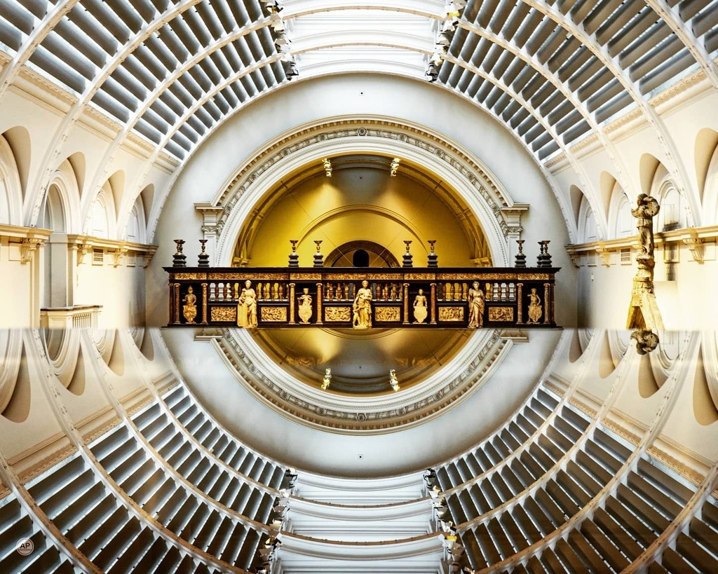_AP_Photo_'s tweet photo. Pause for a moment and reflect
📍V&amp;A
.
.
.
.
#LondonNature #London #thisislondon #londonlife #londonlover #ldn #prettycitylondon #communityfirst #visitlondon #symmetricalmobs #republic_of_symmetry #ig_london #igerslondon #londoncity #londontown #londo… https://t.co/g3fYAXJdkf https://t.co/bCGtZ5JV3T