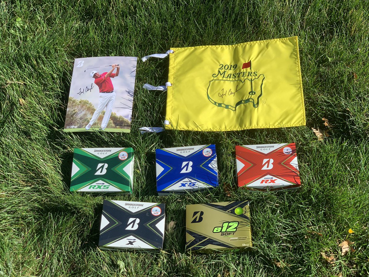 PGAPappas's tweet photo. 🚨 The MASTERS Fred Couples Giveaway 1 🚨

You Choose:
🔥 Fred Couples SIGNED Masters Flag or SIGNED Photo 👀

🔥 AND 1 Dozen Bridgestone Golf Balls (Tour B X, XS, RX, RXS, or e12 Soft)

To enter: 
🌺 Retweet
🌺 Follow @PGAPappas and @bridgestonegolf 
#TheMasters https://t.co/pKqBGCnBty