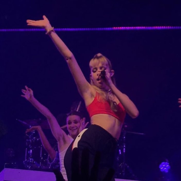 Dua Lipa as Angèle; a short but necessary thread!