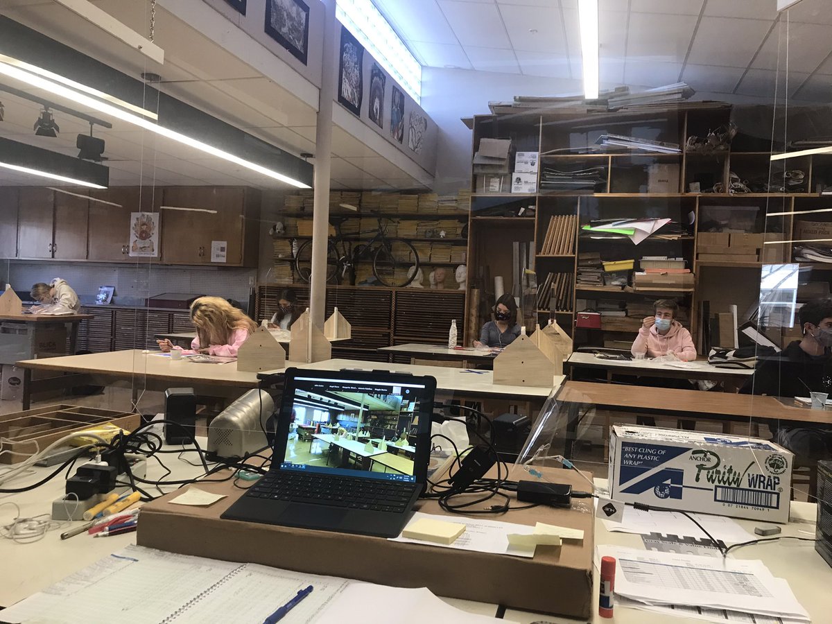erik2design's tweet photo. Art Studio 1 Ss are finishing up their Watercolor Technique paintings. We covered color theory, non-objective art, & watercolor techniques. Great job everyone! @RadnorTSD @mombarrett2 #hybridlearning #rtsdart #artmatters #committedstudents https://t.co/qLxFkjYjSb