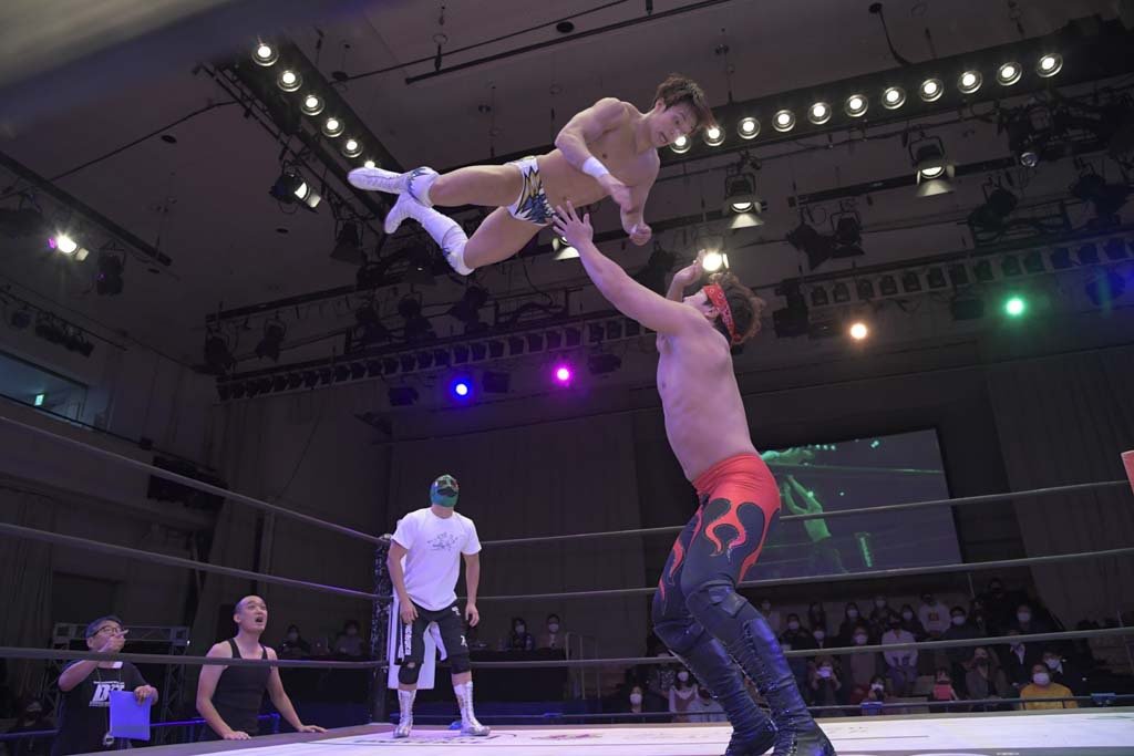 Yes this is a musical but it isn't Cats #ddtpro  #wrestleUNIVERSE