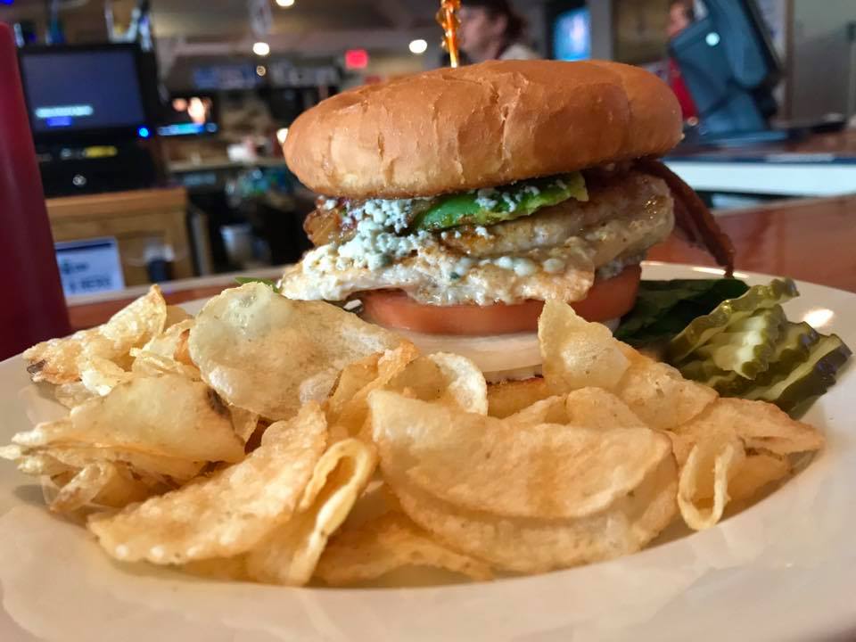 When you just need a great meal, look no further than right here with us!  #tullysII #mononawi
