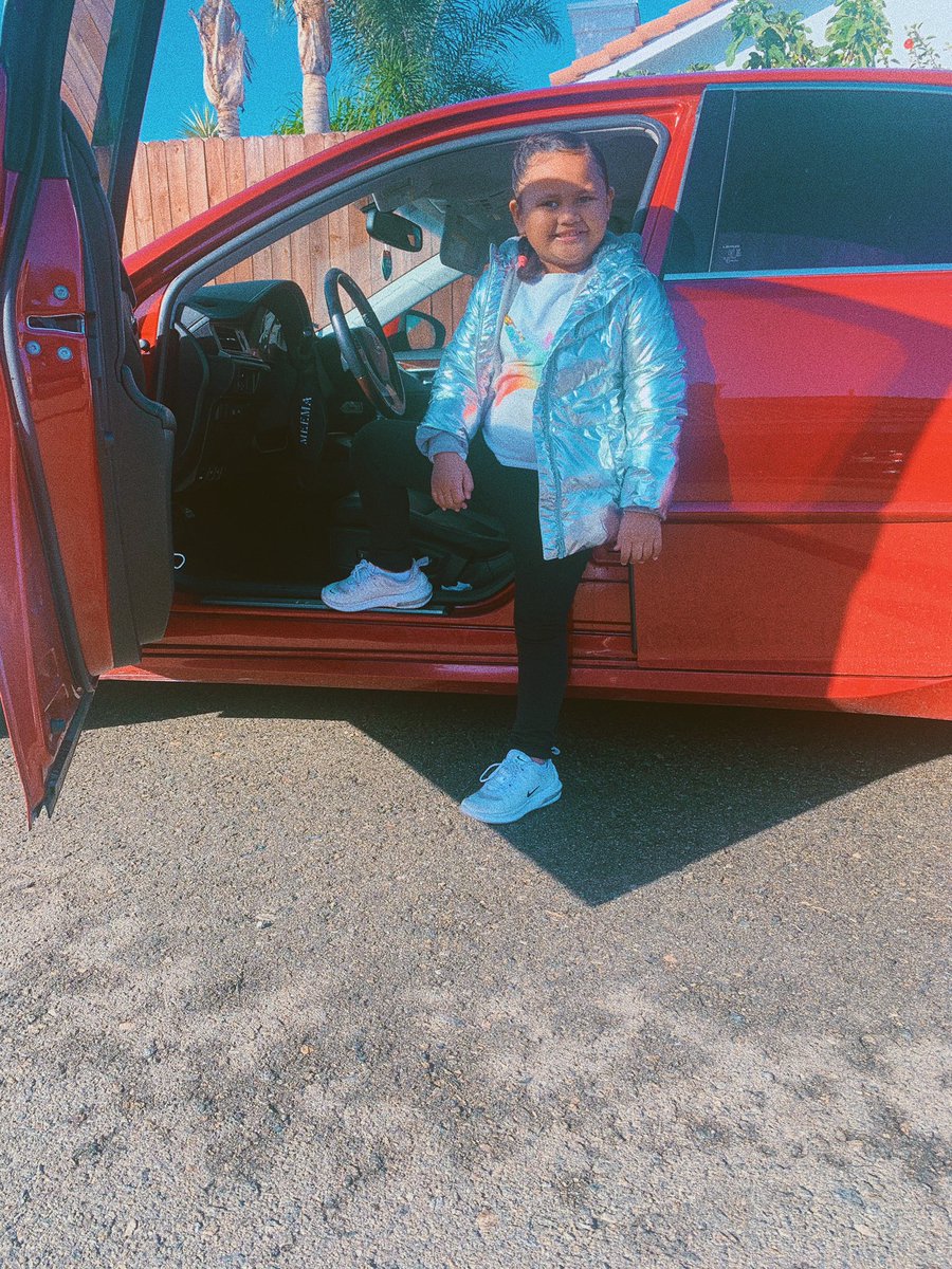 meilani tweet media