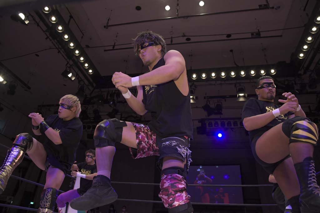 Herman Miller MAO could be your new favorite chair-themed wrestler #ddtpro  #wrestleUNIVERSE