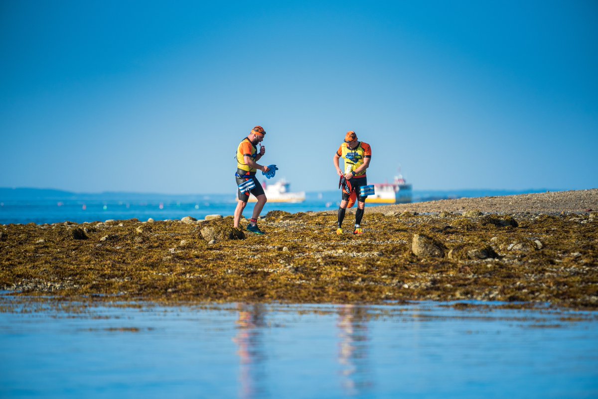 Packing up the swim gear before the next run. What do you carry on you while you swimrun?

odysseyswimrun.com/casco