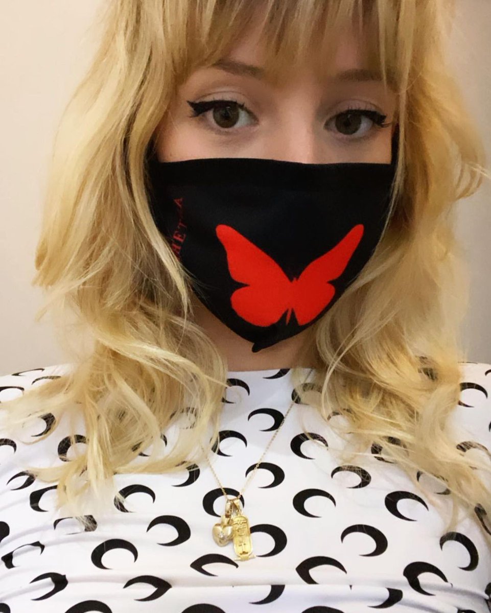 Dua Lipa as Angèle; a short but necessary thread!