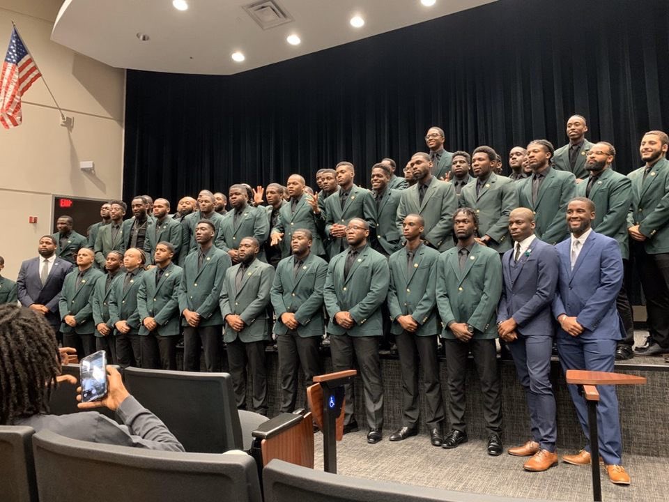 PBM_UCF's tweet photo. “Change is inevitable but Progress is a choice.” A choice made on the UCF campus 6 years ago lead to what is now a brotherhood with an unshakable foundation! Today we celebrate our love for service, community, and fellowship. Happy Charter Day to The Famous Chapter! 🔋#6yearsdown https://t.co/amX5OuvV6S