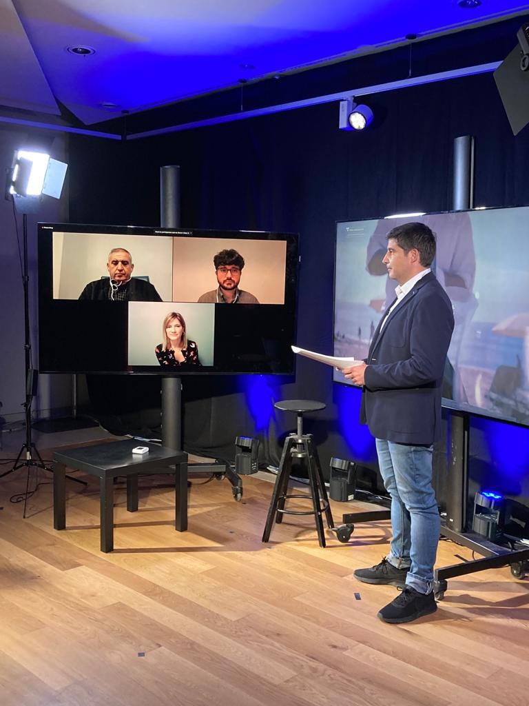 INCAVI (@incavicat) on Twitter photo "L'objectiu del periodisme és escoltar i poder explicar". Tot i la situació del Covid, "el vi mai no ha deixat de generar notícies, i això és una fortalesa". <a href="/JordiBes/">Jordi Bes Lozano</a> "L'objectiu del periodisme és escoltar i poder explicar". Tot i la situació del Covid, "el vi mai no ha deixat de generar notícies, i això és una fortalesa". <a href="/JordiBes/">Jordi Bes Lozano</a>