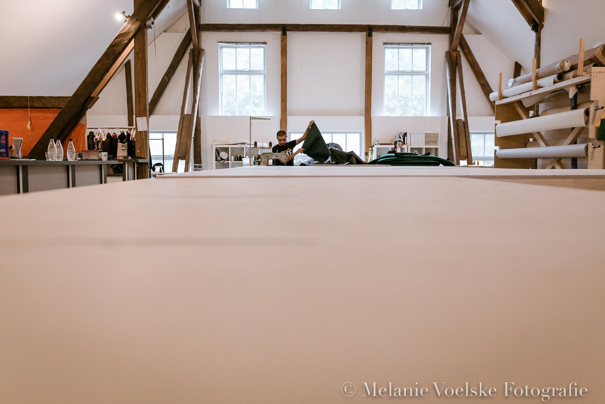 ubaehr's tweet photo. Morgen um 19.00 ist wieder das Netzwerktreff von #CoWorkLand und der #coworking_de. Diesmal mit dem Thema "Handwerk und Coworking" - freut Euch auf spannende Beispiele! https://t.co/XChNp12nMh #ruralcoworking #coworking https://t.co/Lg1GEPqEqX