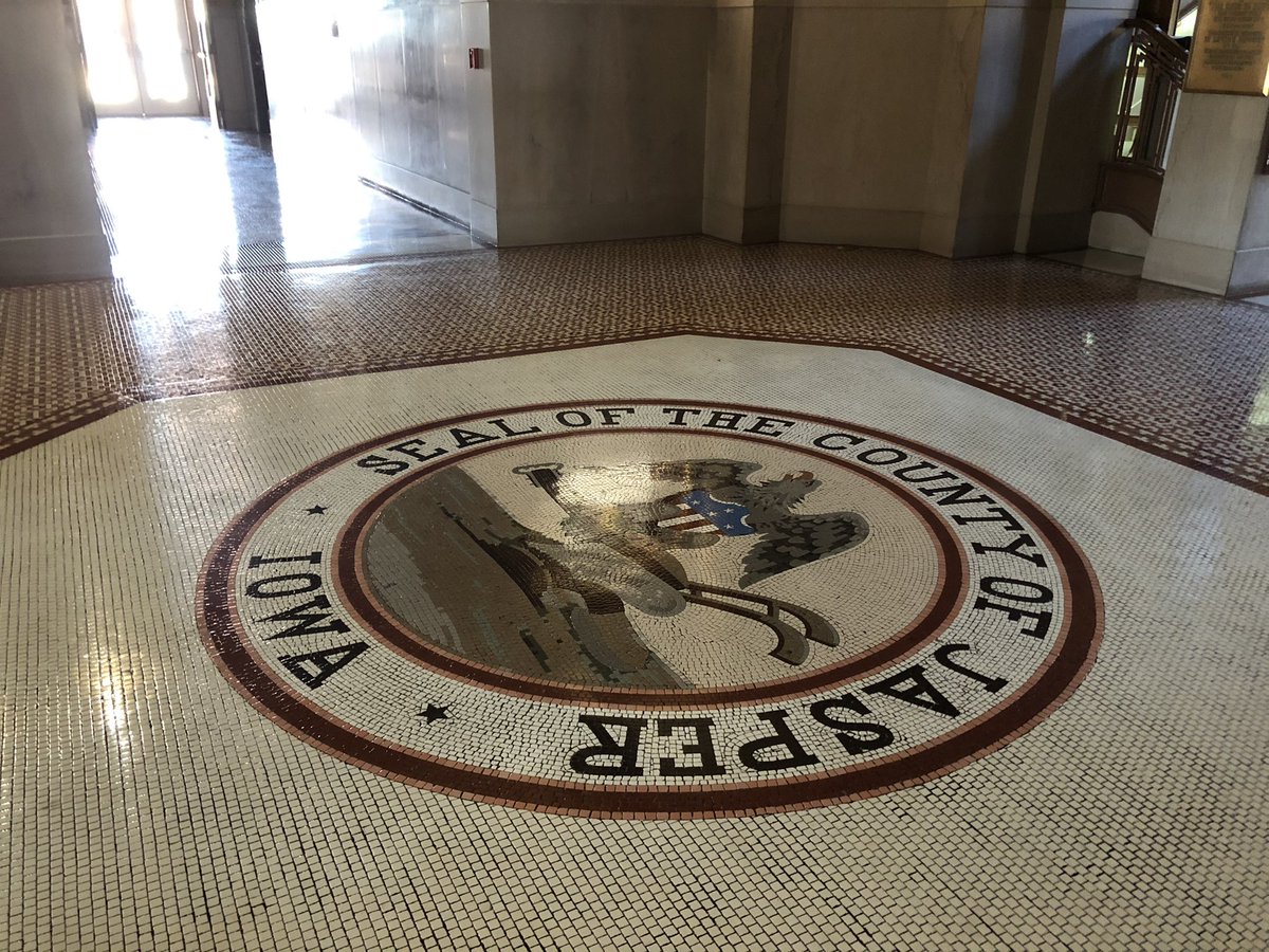 More views from the Jasper County Courthouse in Newton.  #iapolitics  #IA02